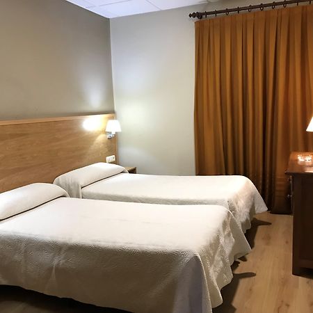 Hotel Bellavista Bellver De Cerdanya ภายนอก รูปภาพ
