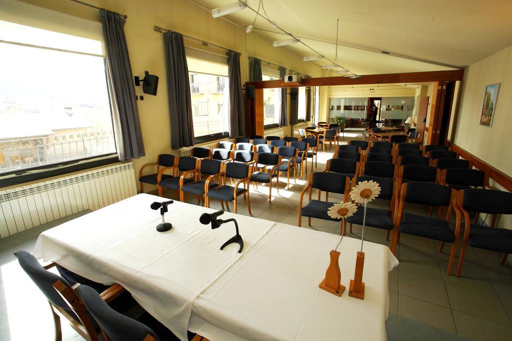 Hotel Bellavista Bellver De Cerdanya ภายนอก รูปภาพ