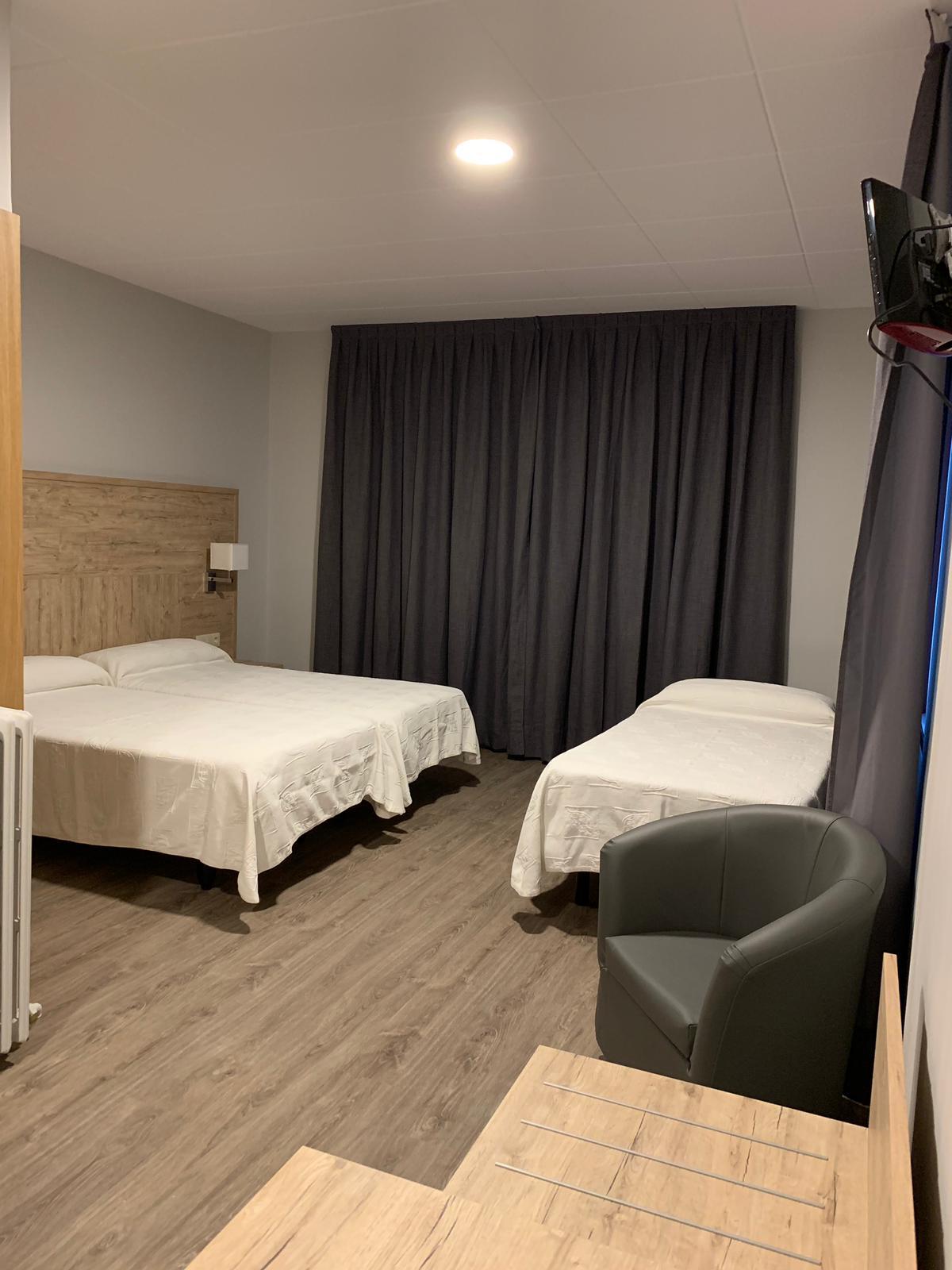Hotel Bellavista Bellver De Cerdanya ภายนอก รูปภาพ