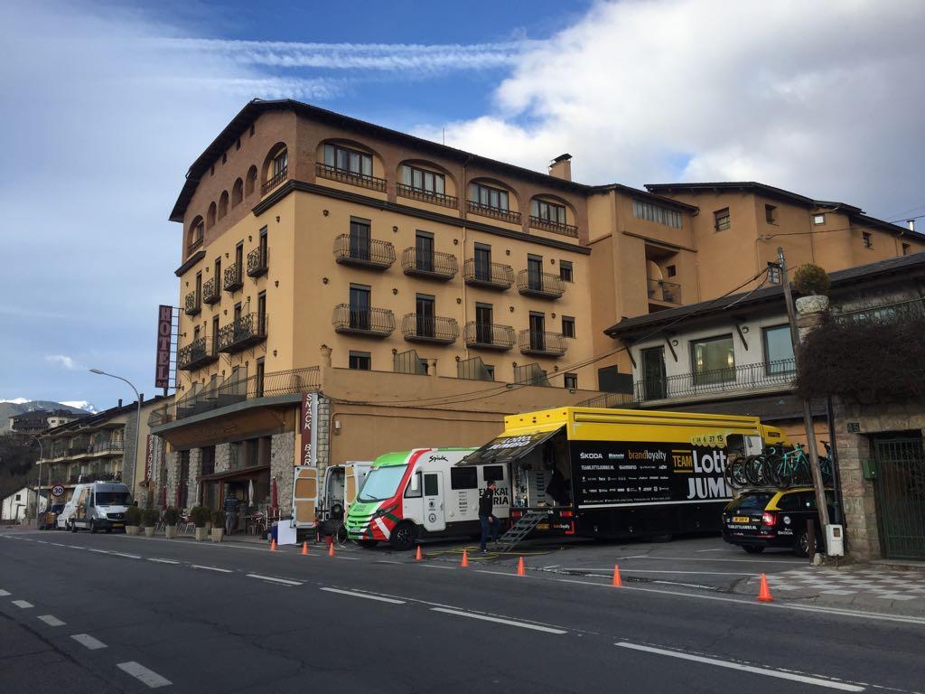 Hotel Bellavista Bellver De Cerdanya ภายนอก รูปภาพ