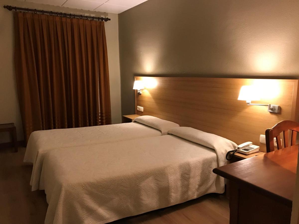 Hotel Bellavista Bellver De Cerdanya ภายนอก รูปภาพ
